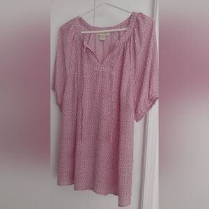 Cynthia Rowley short sleeve top.Size 1X Ptp 25"
